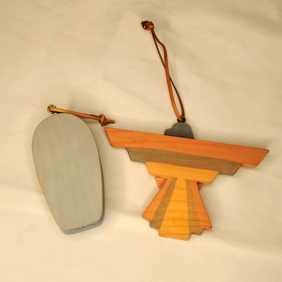 Vintage Ornaments Native Wood Pair Handmade Leather String - Picture 3 of 6